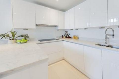 2 bedroom flat to rent, London W6