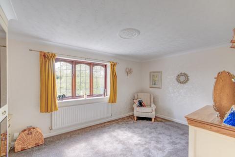 12 Berkeswell Close, Redditch, B98 8SF