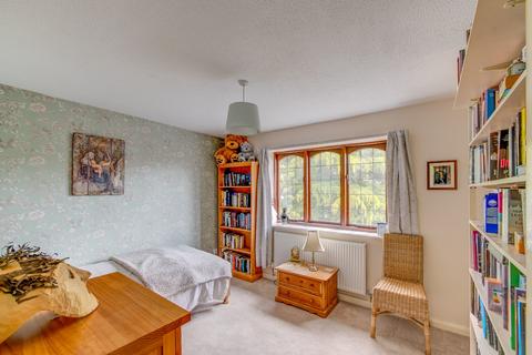 12 Berkeswell Close, Redditch, B98 8SF