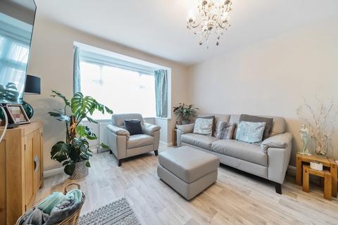 85 Lime Grove, Ruislip, HA4 8RW
