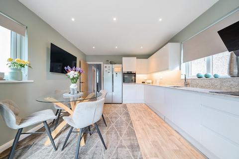 85 Lime Grove, Ruislip, HA4 8RW
