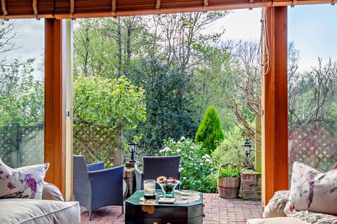 Weavers House Knowle Lane, Halland, Lewes, BN8 6PR