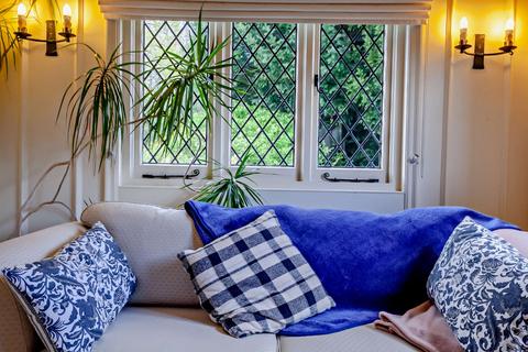 Weavers House Knowle Lane, Halland, Lewes, BN8 6PR