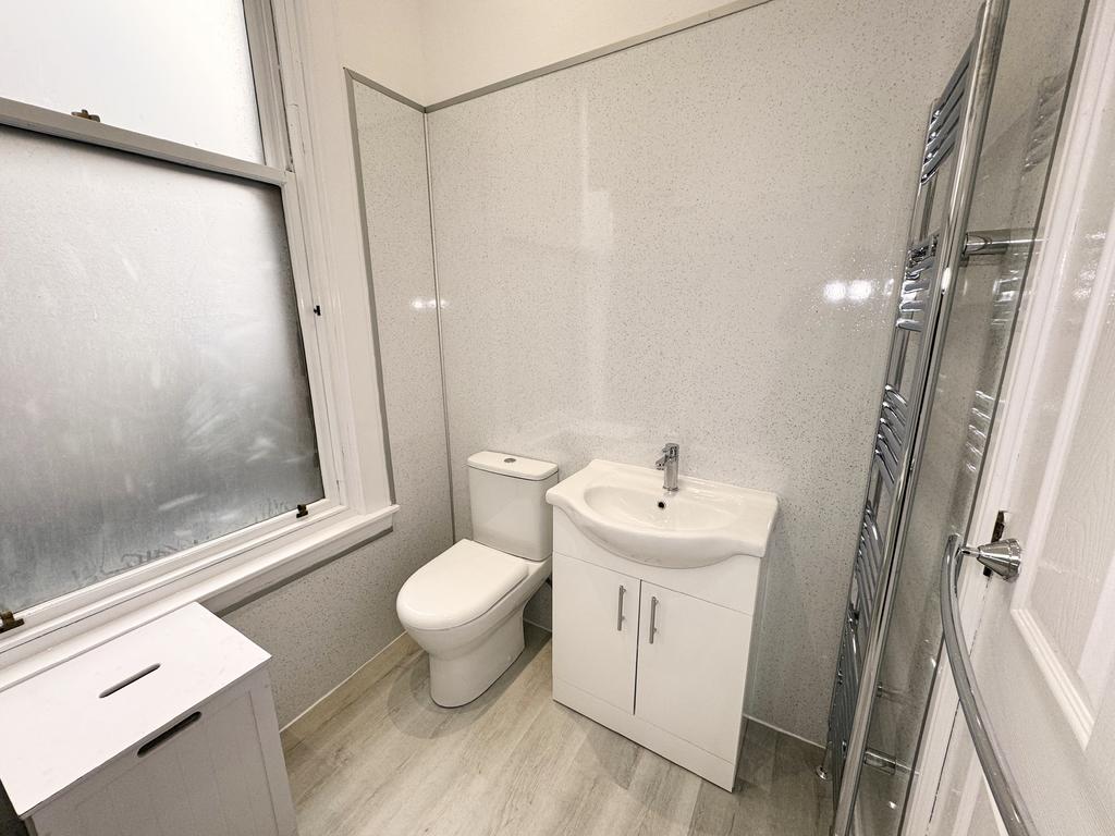 Shower-room 2