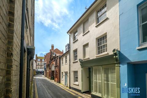 4 bedroom townhouse for sale, Brook Street, Cromer, NR27