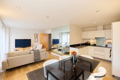 2 bedroom flat for sale, Lurline Gardens, Battersea, London, SW11