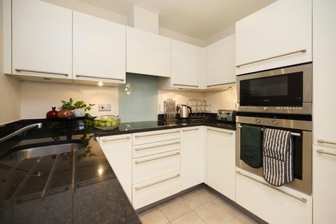 2 bedroom flat for sale, Lurline Gardens, Battersea, London, SW11