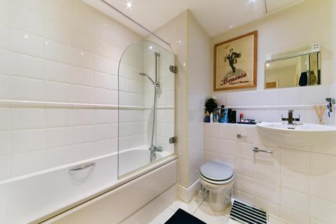 Apartment 44, 1 Goat Wharf, Brentford, TW8 0AS