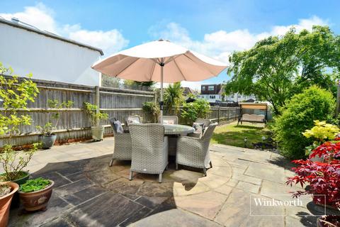 28 Priory Avenue, Cheam, Sutton, SM3 8LX