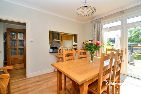 28 Priory Avenue, Cheam, Sutton, SM3 8LX