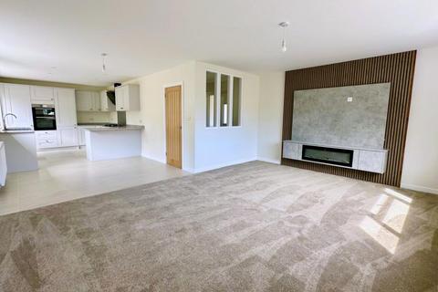 3 bedroom bungalow for sale, Struan Drive, Ashley Heath, BH24 2HD