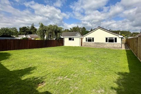 3 bedroom bungalow for sale, Struan Drive, Ashley Heath, BH24 2HD