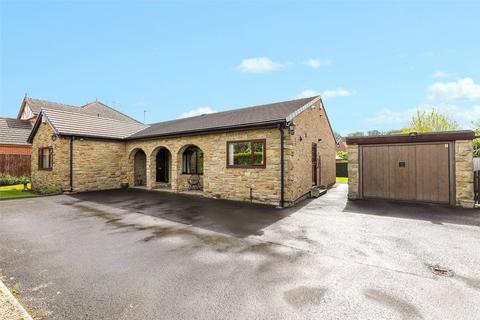2 bedroom bungalow for sale, Carr Lane, Wakefield, West Yorkshire, WF2