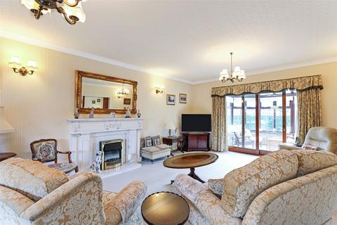16a Carr Lane, Wakefield, WF2 6HJ