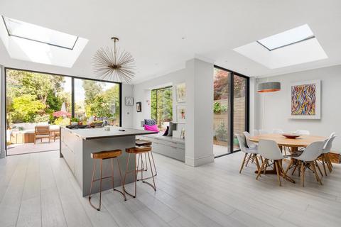 66 Hartswood Road, London, W12 9NF