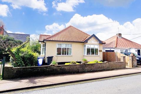 4 bedroom detached bungalow for sale, London Road, Beccles