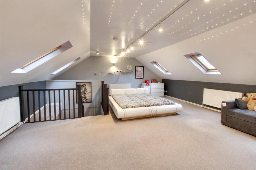 Cinima/Guest Room