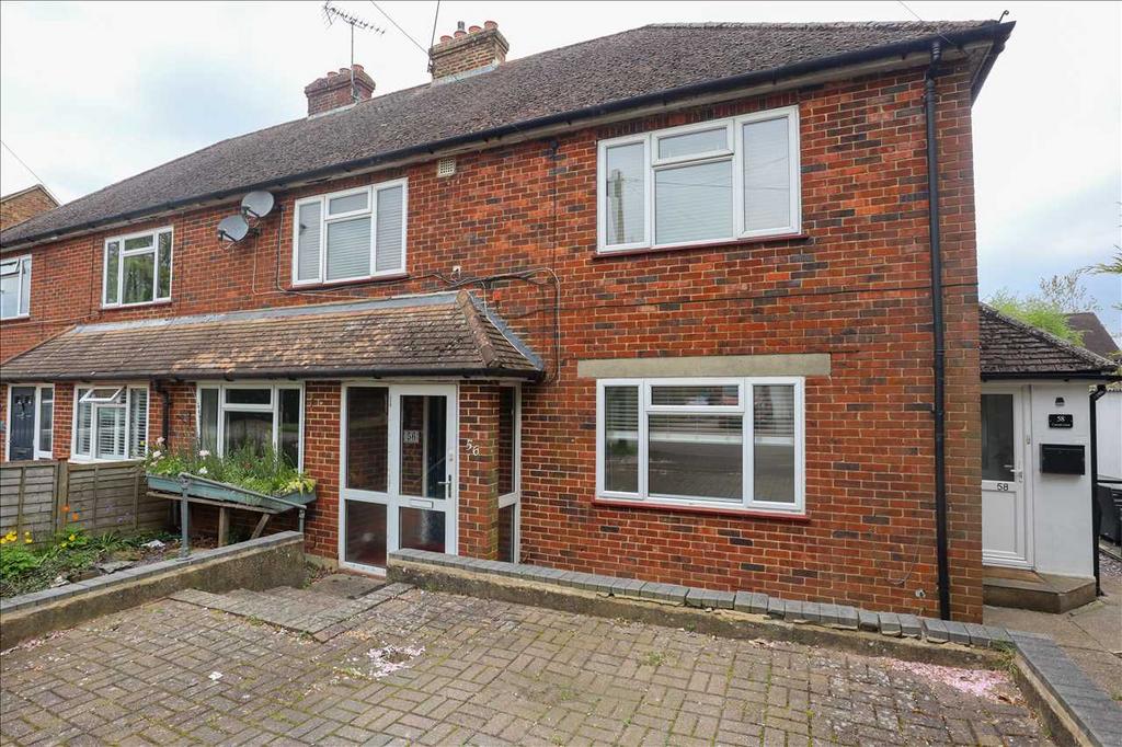 Warlingham 2 bed apartment £1,600 pcm (£369 pw)