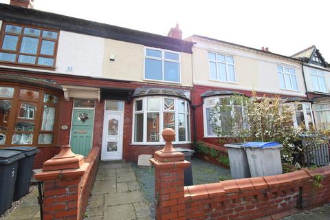 Blackpool - 3 bedroom terraced house to rent
