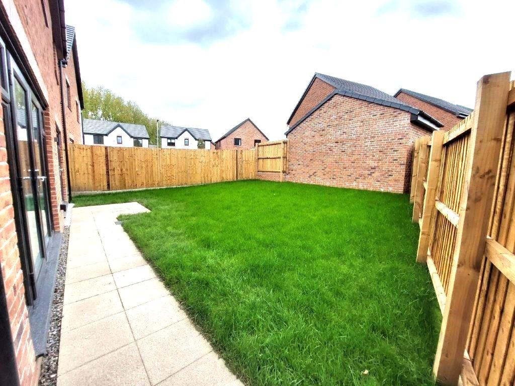 Raer Garden with Lawn