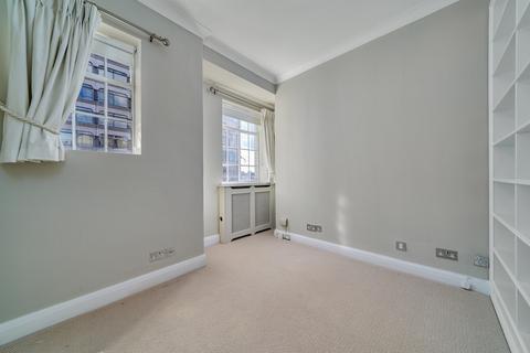 3 bedroom apartment to rent, Sloane Street, Knightsbridge SW1X