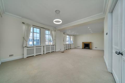 3 bedroom apartment to rent, Sloane Street, Knightsbridge SW1X