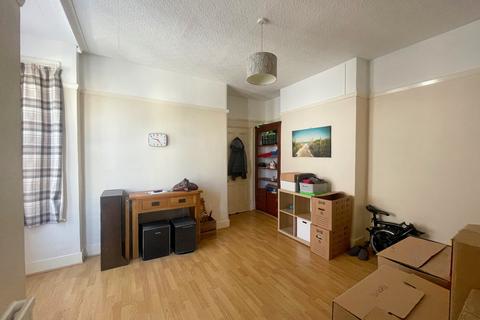1 bedroom apartment to rent, 186 Eastern Esplanade, Southend On Sea SS1