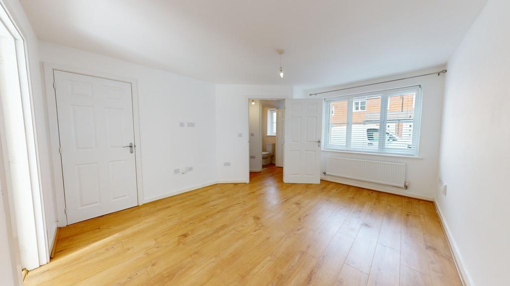 House in Cheltenham - View 3