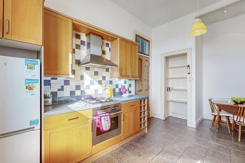 2 bedroom flat for sale, Cranworth Street, Glasgow G12