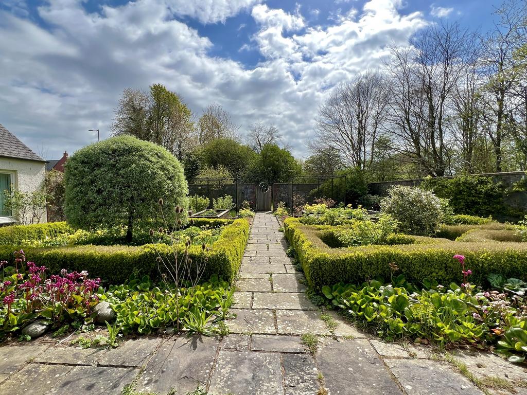 Larchwood, Kirkcudbright - Williamson and Henry