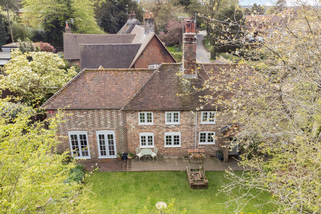 Upper Farringdon, Hampshire 5 bed detached house for sale £1,250,000