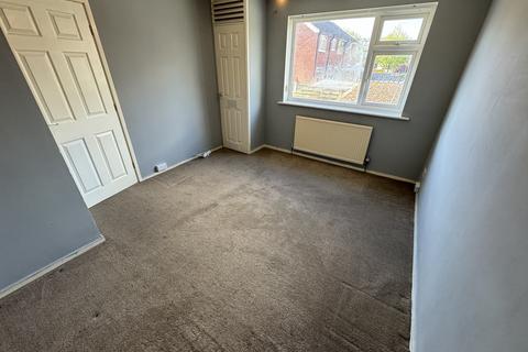 3 bedroom terraced house to rent, Sutherland Avenue, Mount Nod, Coventry, CV5 7NH