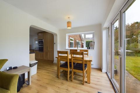 3 bedroom detached bungalow for sale, Lowerfield Road, Westminster Park