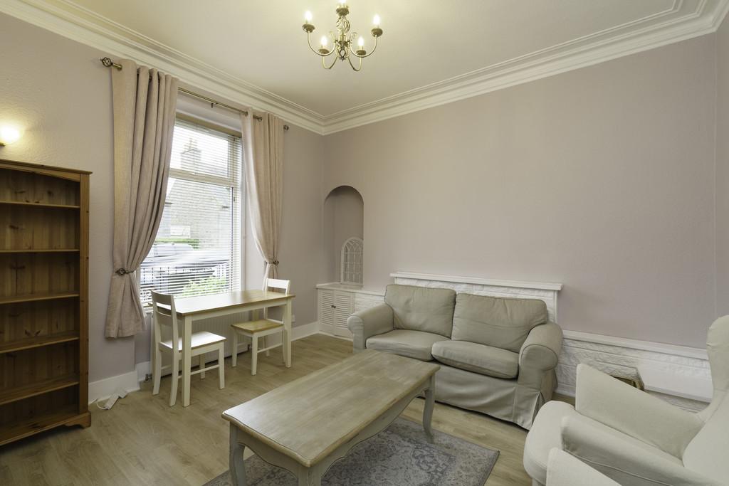 Erskine Street, Aberdeen 1 bed flat £525 pcm (£121 pw)