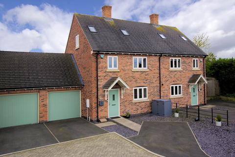 3 bedroom semi-detached house for sale, The Old Stables, Oakthorpe