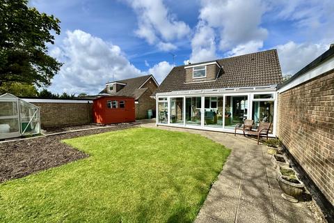 4 bedroom detached house for sale, Fontmell Road, Broadstone