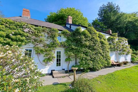 4 bedroom detached house for sale, Carmarthen SA33