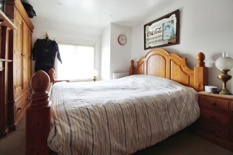 2 bedroom semi-detached house for sale, Broad Street, Beechingstoke