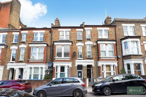3 bedroom flat for sale, Glengall Road, London NW6