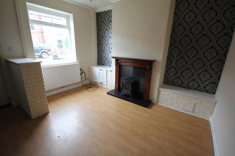 2 bedroom terraced house to rent, Wargrave Road, Newton-le-willows