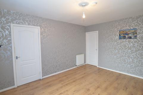 2 bedroom end of terrace house to rent, Gardiner Road, Cowdenbeath, KY4
