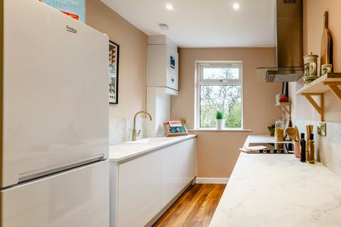 73 Baronald Drive, Glasgow, G12 0HP