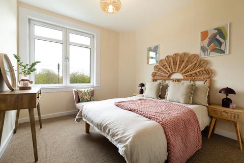 73 Baronald Drive, Glasgow, G12 0HP