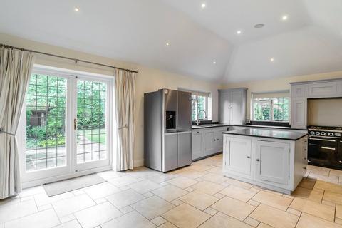 Fairfield Cavendish Road, Weybridge, KT13 0JN