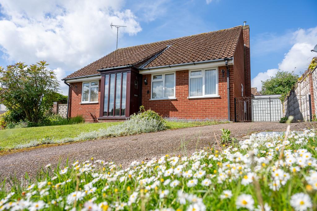 Burnham Market 3 bed detached bungalow for sale £475,000