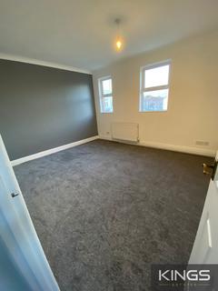 2 bedroom flat to rent, Winchester Road, Romsey, Southampton