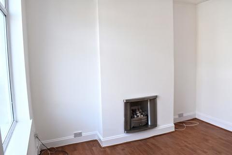 2 bedroom terraced house to rent, Farr Street, Edgeley, Stockport