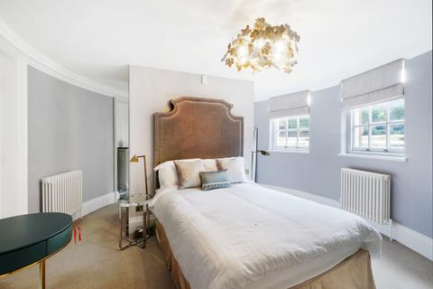 undefined, Roehampton House, Vitali Close, London