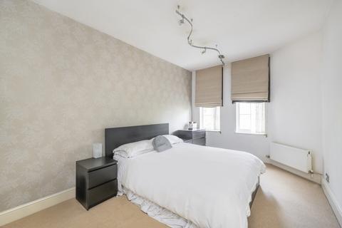 2 bedroom flat for sale, Circus Lodge, Circus Road, St John's Wood, London