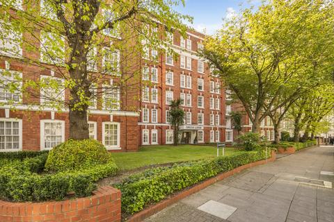 2 bedroom flat for sale, Circus Lodge, Circus Road, St John's Wood, London